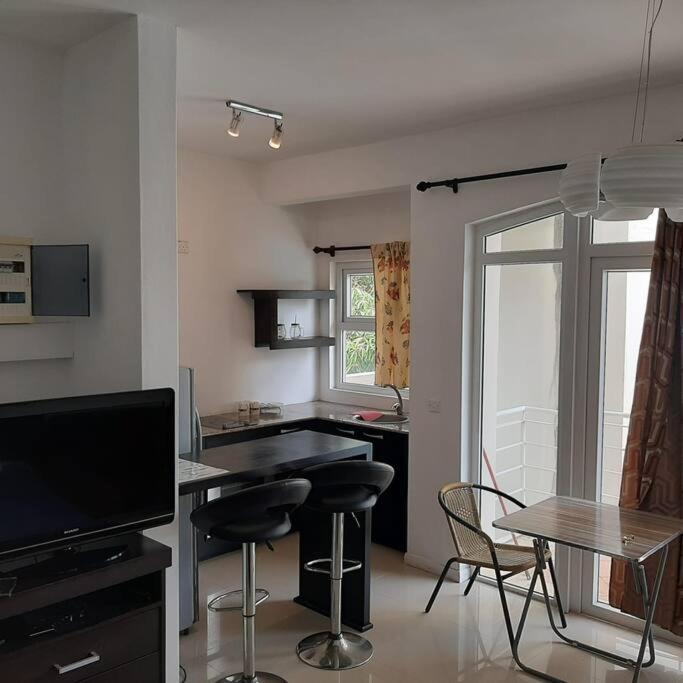Ocean Drive Studio, Next To The Beach Grand Baie Esterno foto